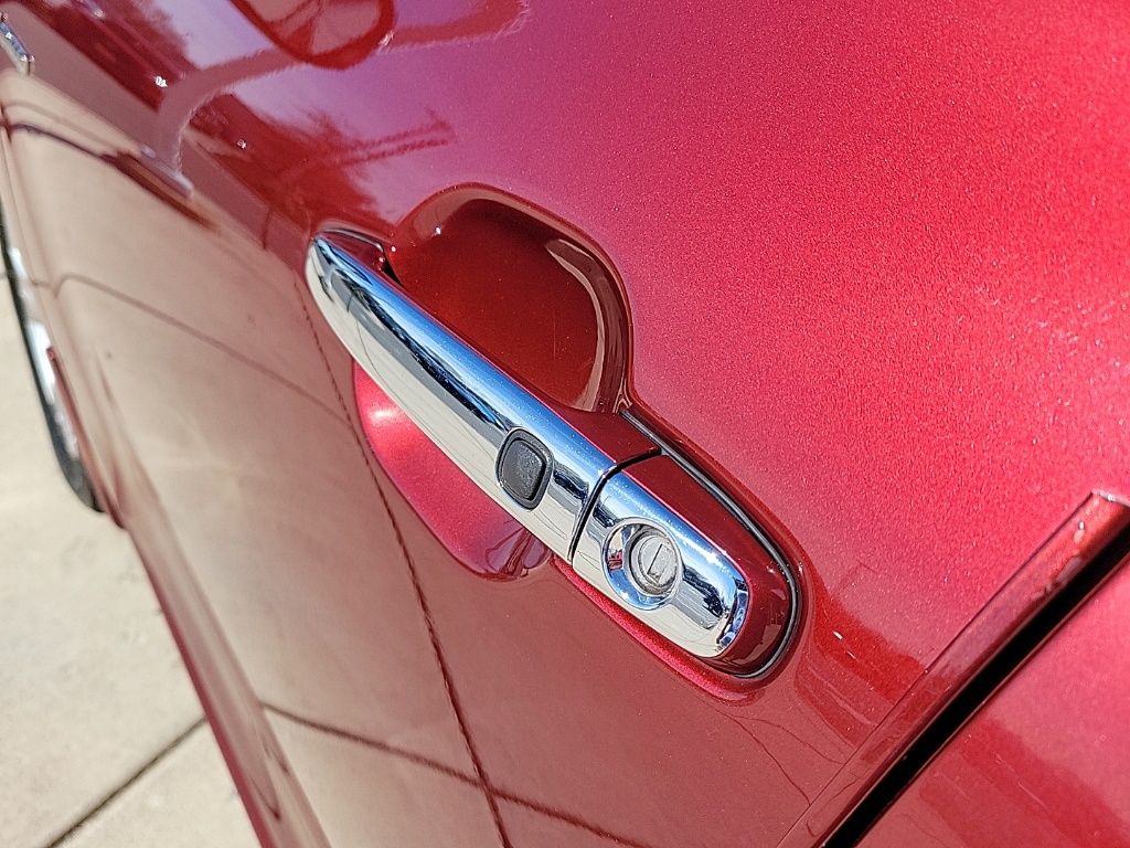 Thumbnail: 2010 Toyota Highlander - 10