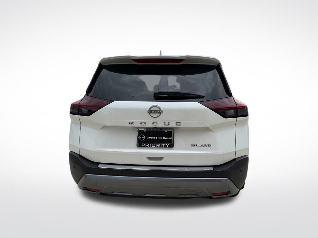 Thumbnail: 2022 Nissan Rogue - 4