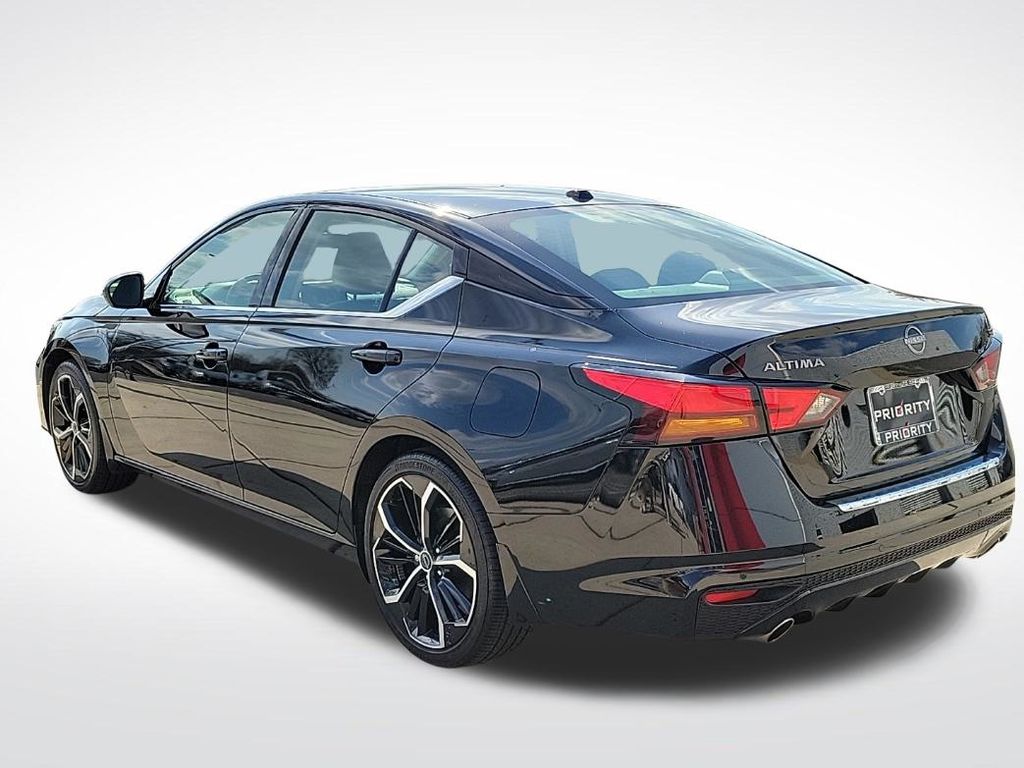 Thumbnail: 2023 Nissan Altima - 2