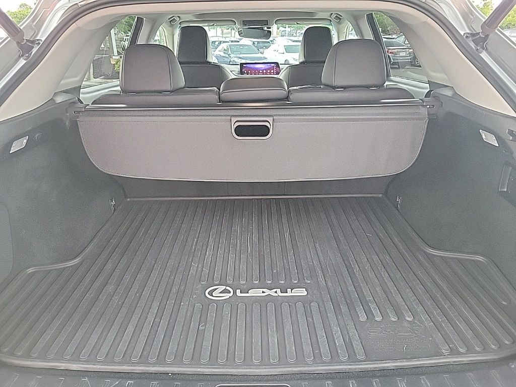 Thumbnail: 2019 Lexus RX - 16