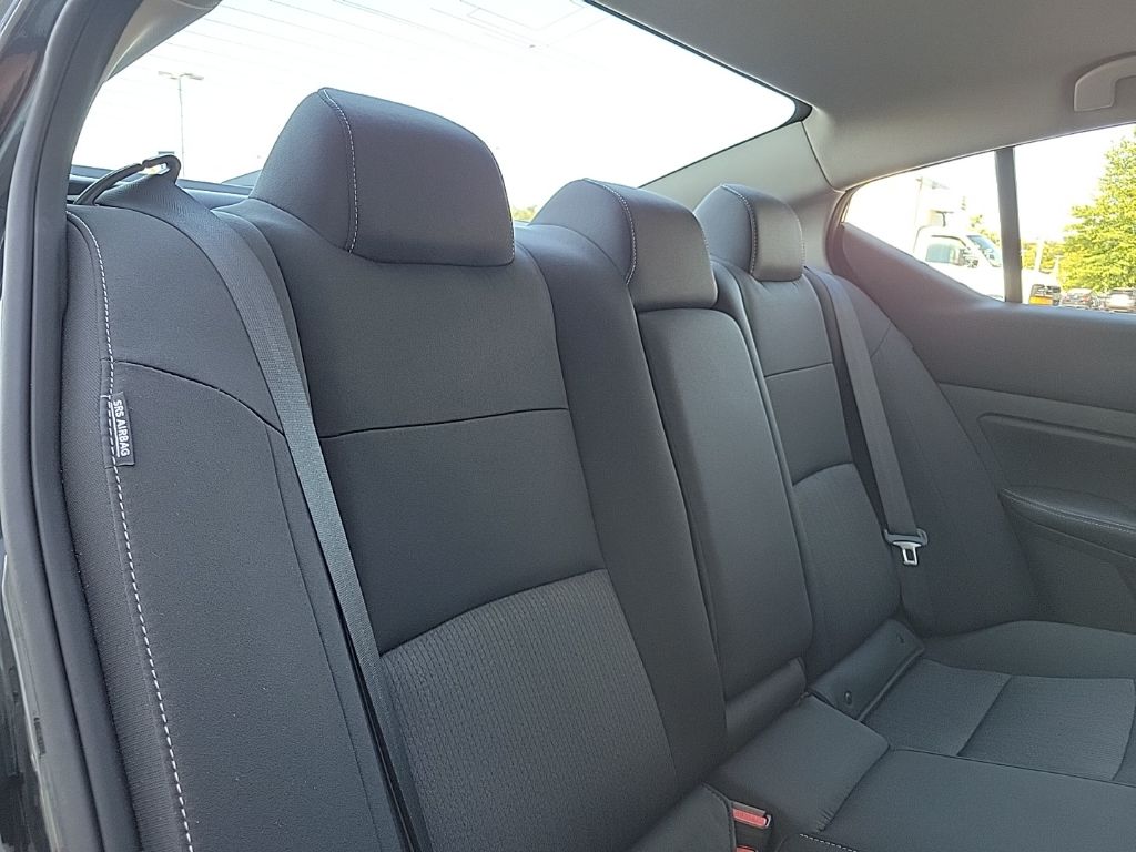 Thumbnail: 2022 Nissan Altima - 16