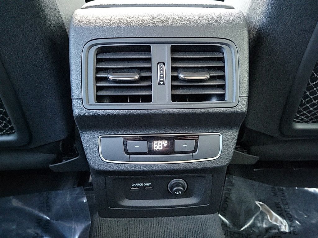 Thumbnail: 2021 Audi Q5 - 21