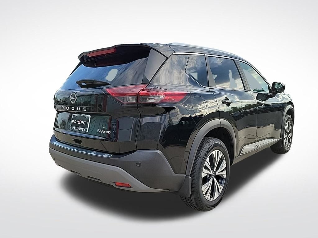 Thumbnail: 2023 Nissan Rogue - 4