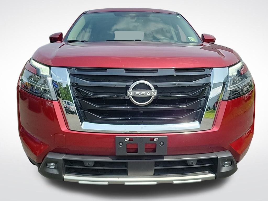 2022 Nissan Pathfinder Platinum 9