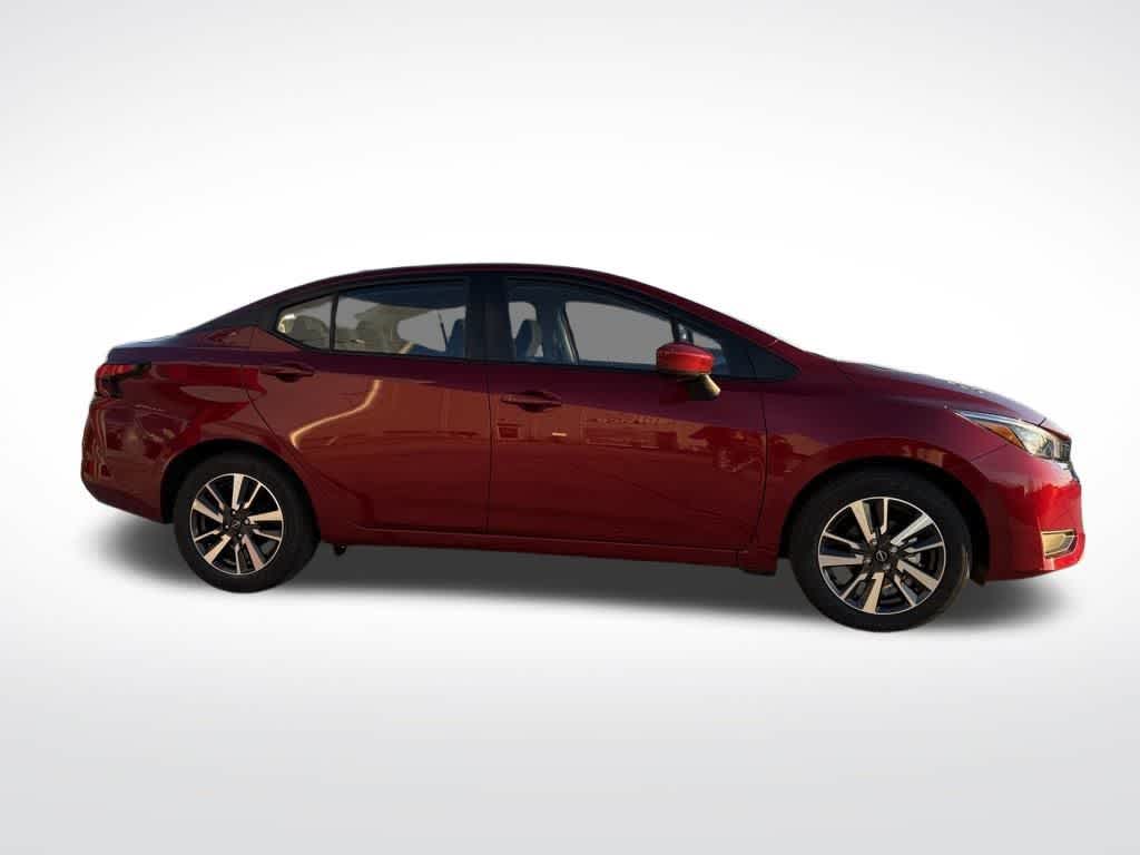 2025 Nissan Versa 1.6 SV 6