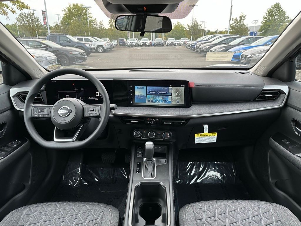 Thumbnail: 2025 Nissan Kicks - 15