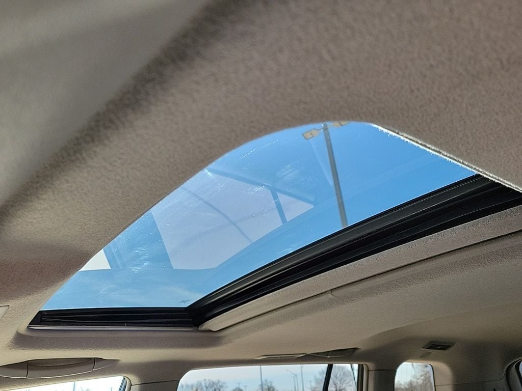 Thumbnail: 2010 Toyota Highlander - 34