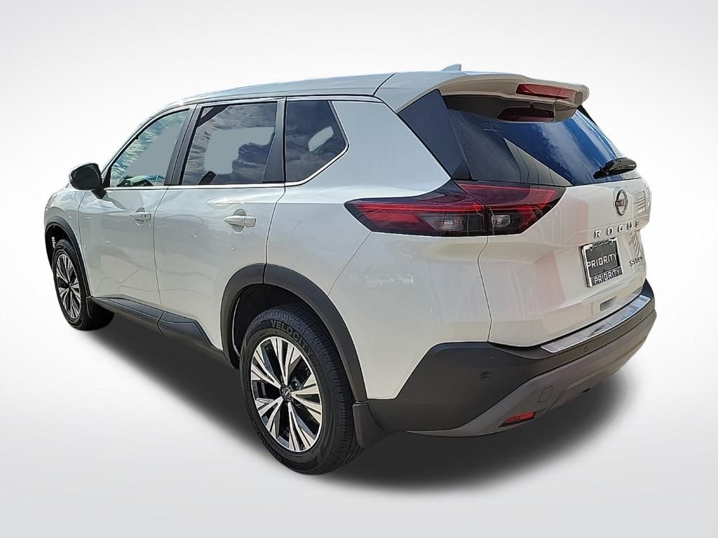 Thumbnail: 2022 Nissan Rogue - 3