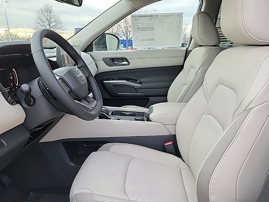 Thumbnail: 2026 Nissan Pathfinder - 12