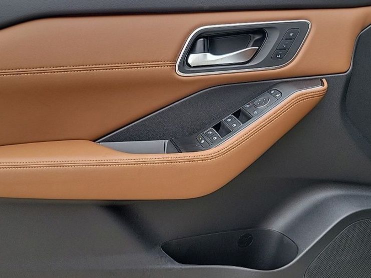 Thumbnail: 2026 Nissan Rogue - 25