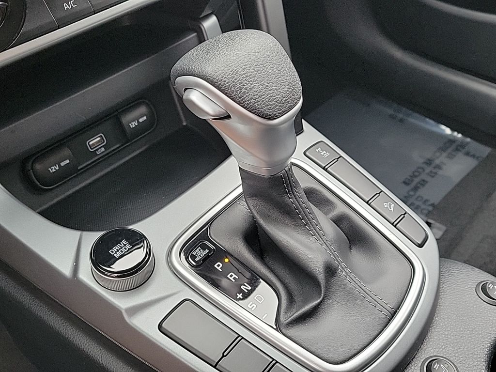 Thumbnail: 2023 Kia Seltos - 26