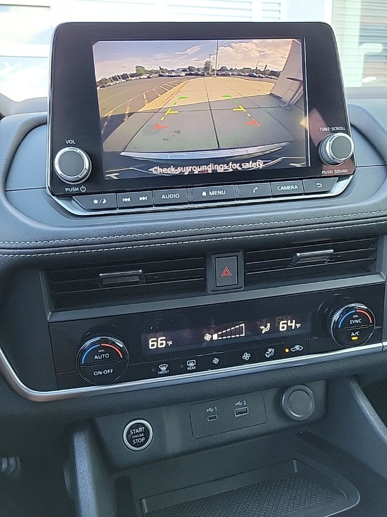 Thumbnail: 2023 Nissan Rogue - 26