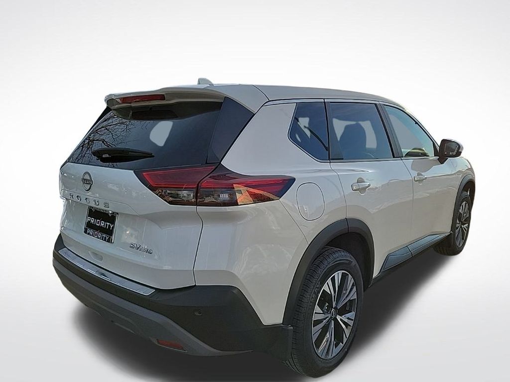 Thumbnail: 2023 Nissan Rogue - 5