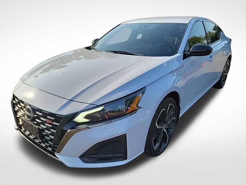 Thumbnail: 2023 Nissan Altima - 1