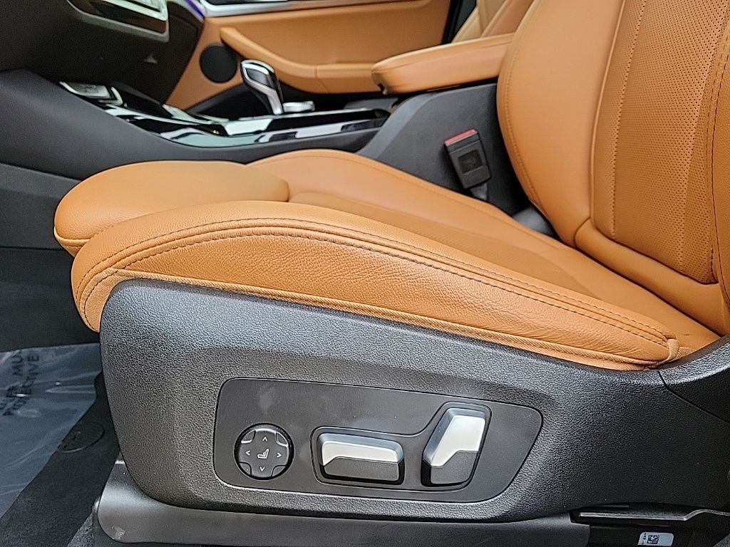 Thumbnail: 2022 BMW X3 - 12