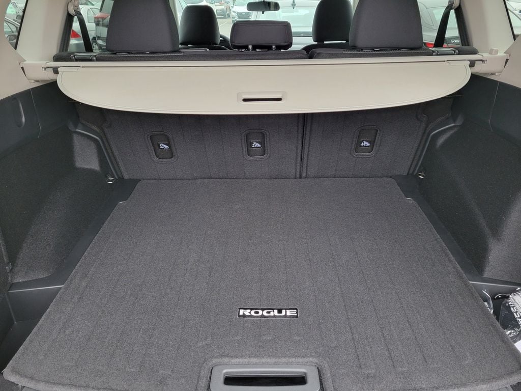 Thumbnail: 2026 Nissan Rogue - 18