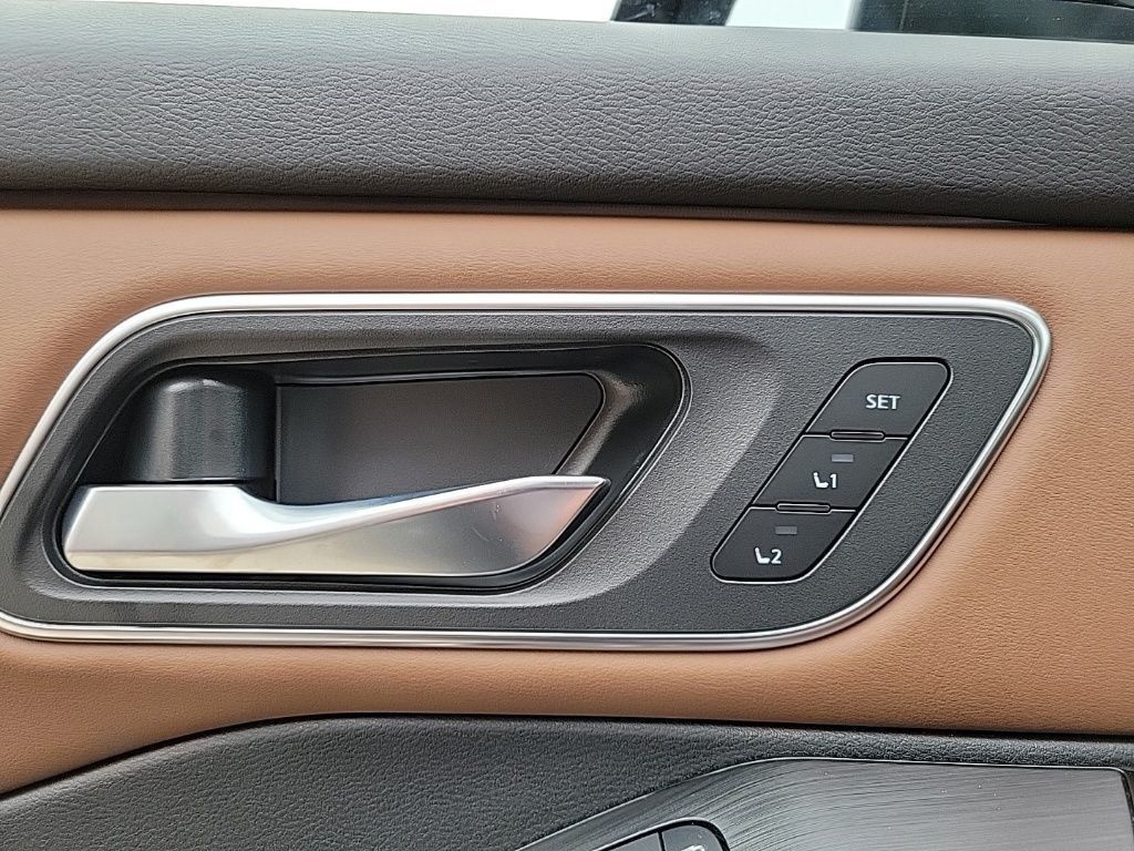 Thumbnail: 2026 Nissan Rogue - 32