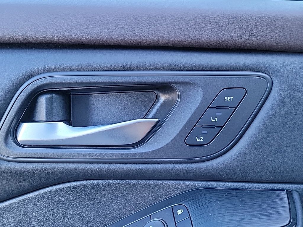 Thumbnail: 2022 Nissan Rogue - 32