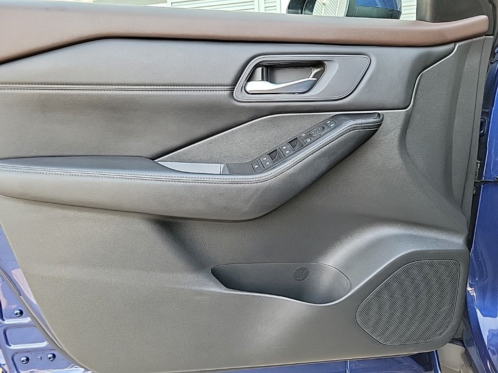 Thumbnail: 2023 Nissan Rogue - 28