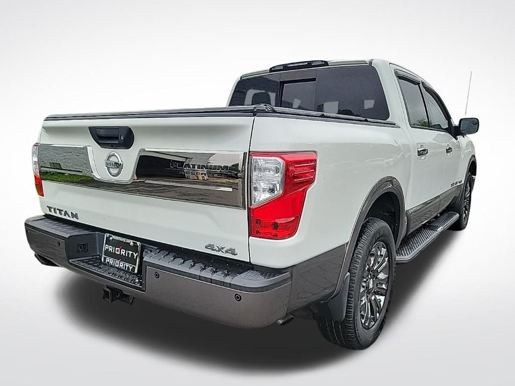 2018 Nissan Titan Platinum Reserve 5