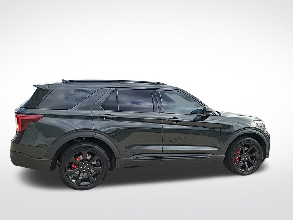 Thumbnail: 2022 Ford Explorer - 7