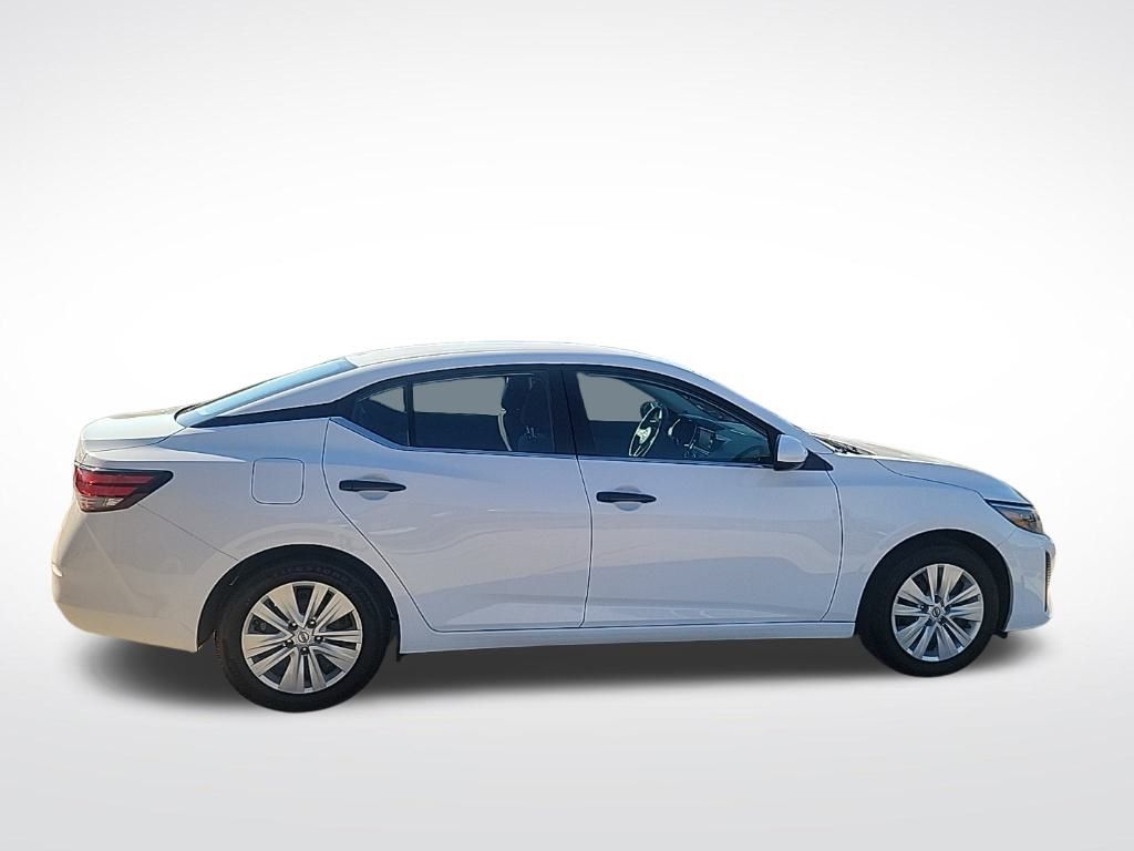 Thumbnail: 2024 Nissan Sentra - 6