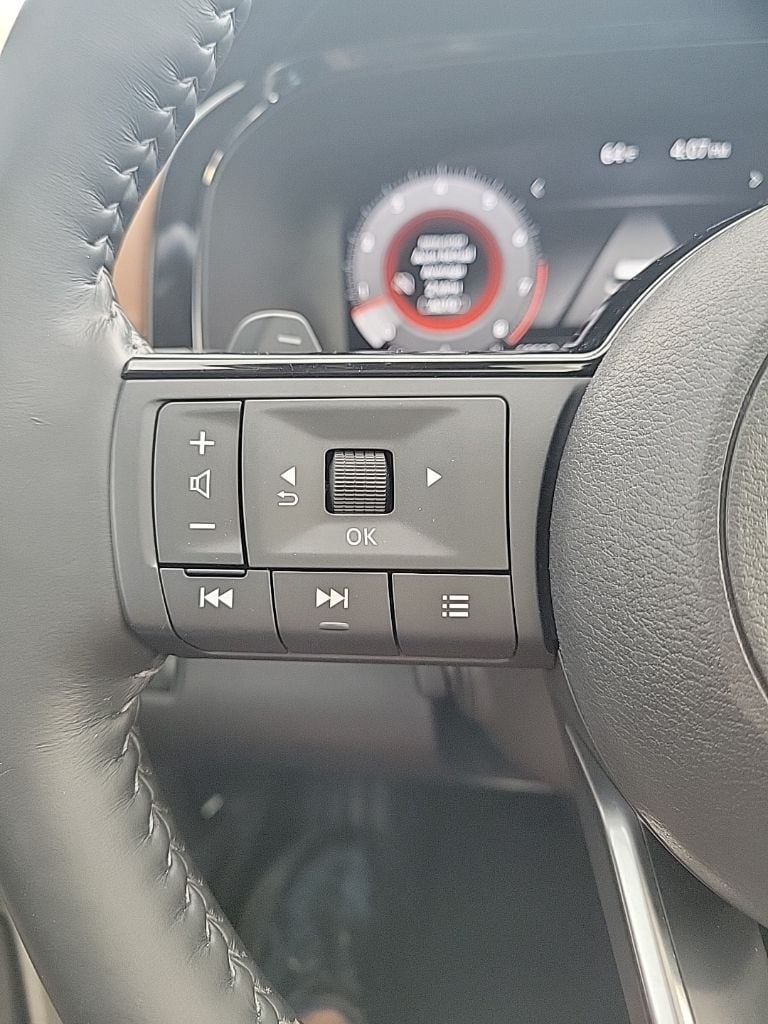 Thumbnail: 2023 Nissan Pathfinder - 46