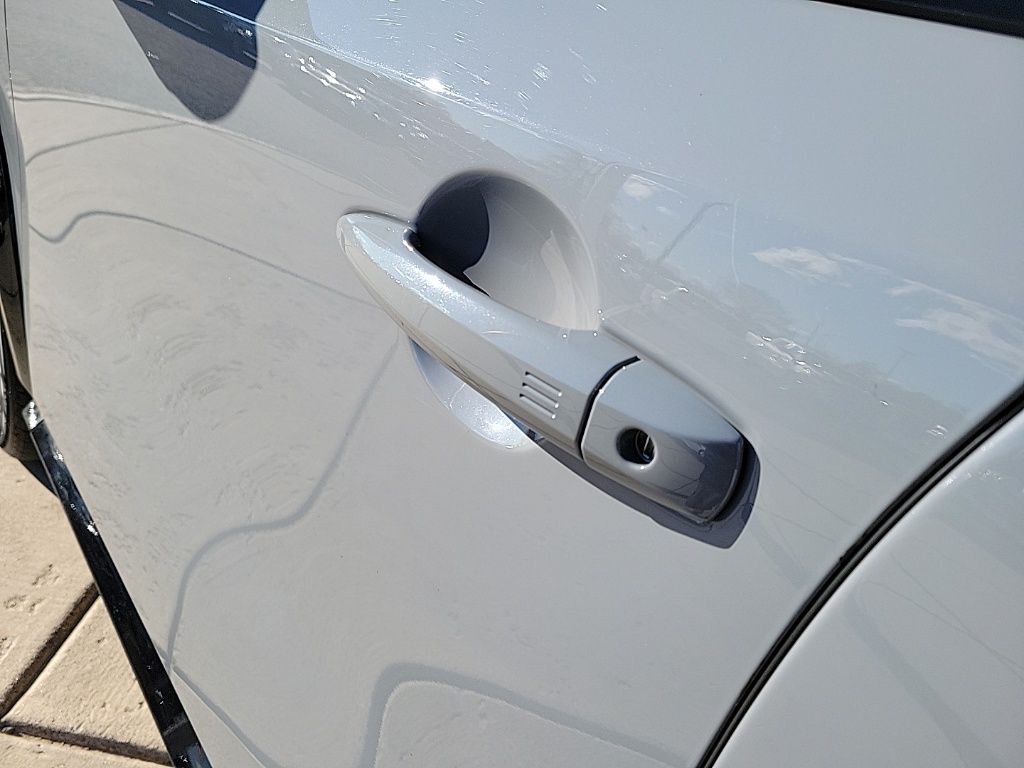 Thumbnail: 2023 Nissan Ariya - 10