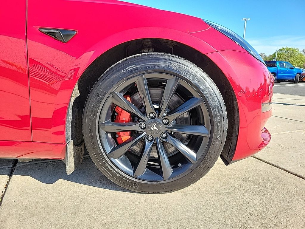 Thumbnail: 2021 Tesla Model 3 - 8