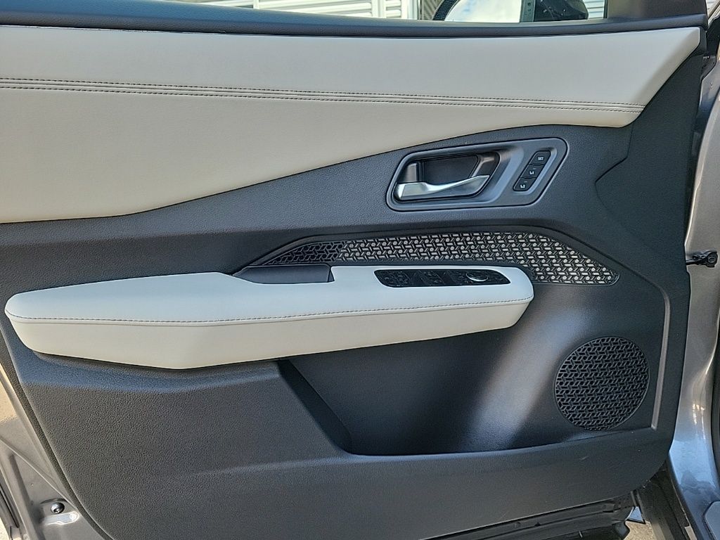 Thumbnail: 2024 Nissan Ariya - 26