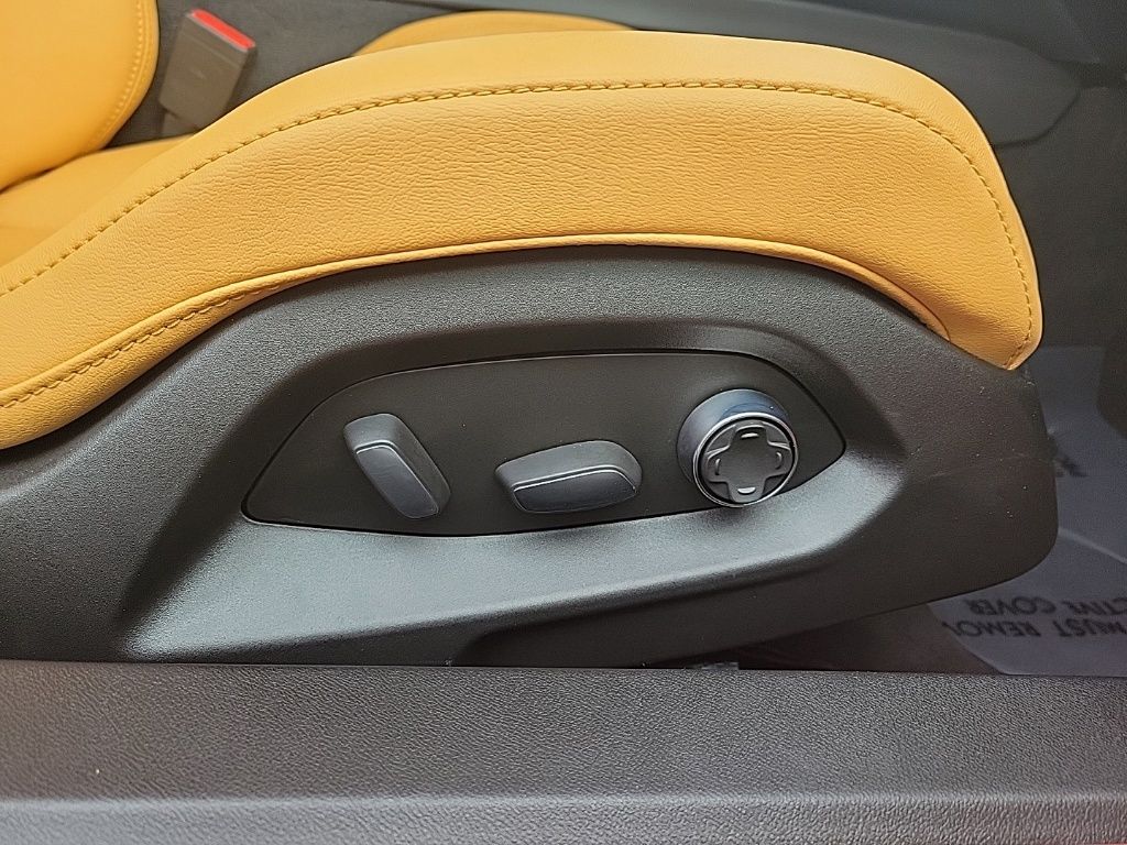 Thumbnail: 2023 Chevrolet Corvette - 18