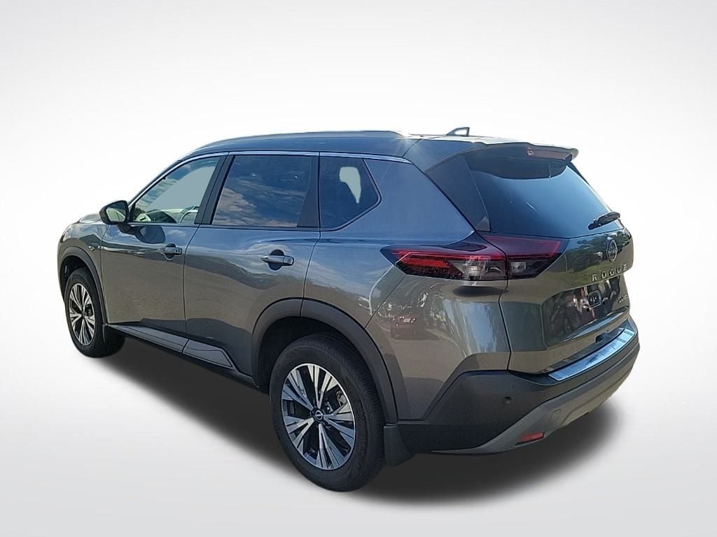 Thumbnail: 2023 Nissan Rogue - 3