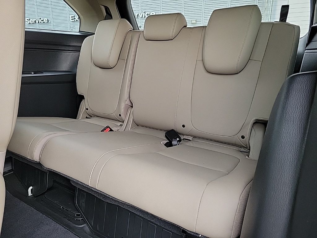 Thumbnail: 2019 Honda Odyssey - 13