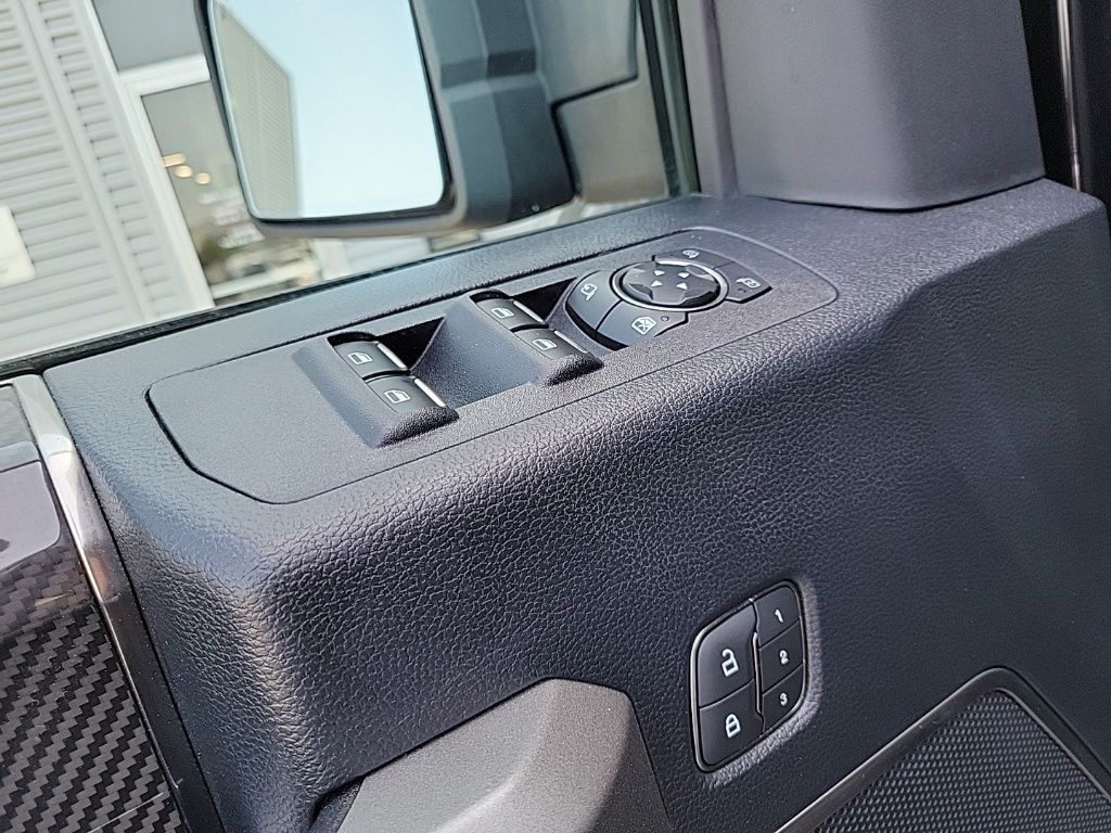 Thumbnail: 2019 Ford F-150 - 32