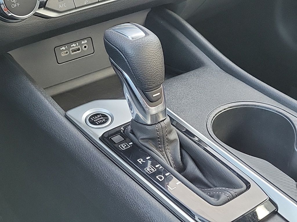 Thumbnail: 2020 Nissan Altima - 21