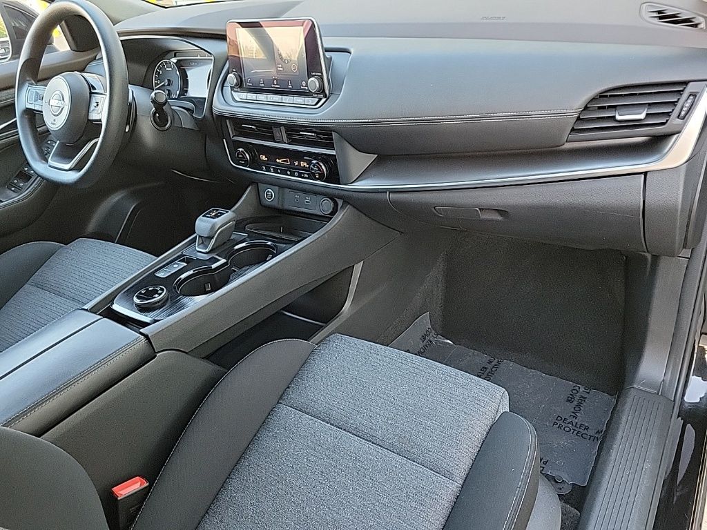 Thumbnail: 2023 Nissan Rogue - 11