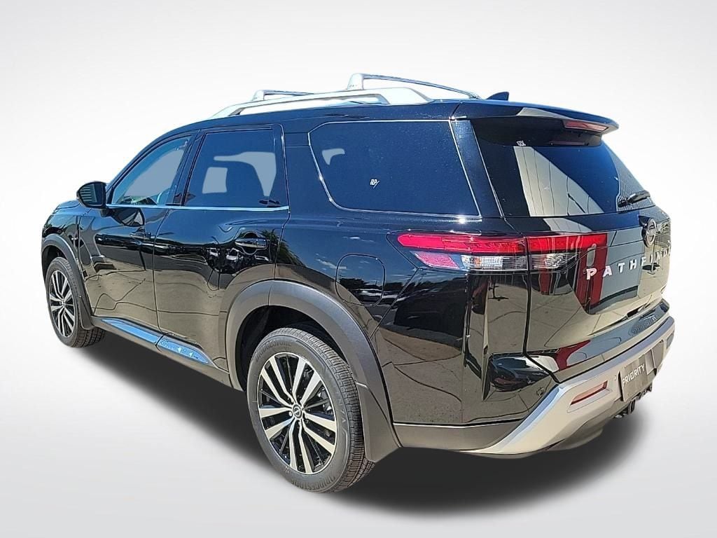 New 2025 Nissan Pathfinder Platinum SUV