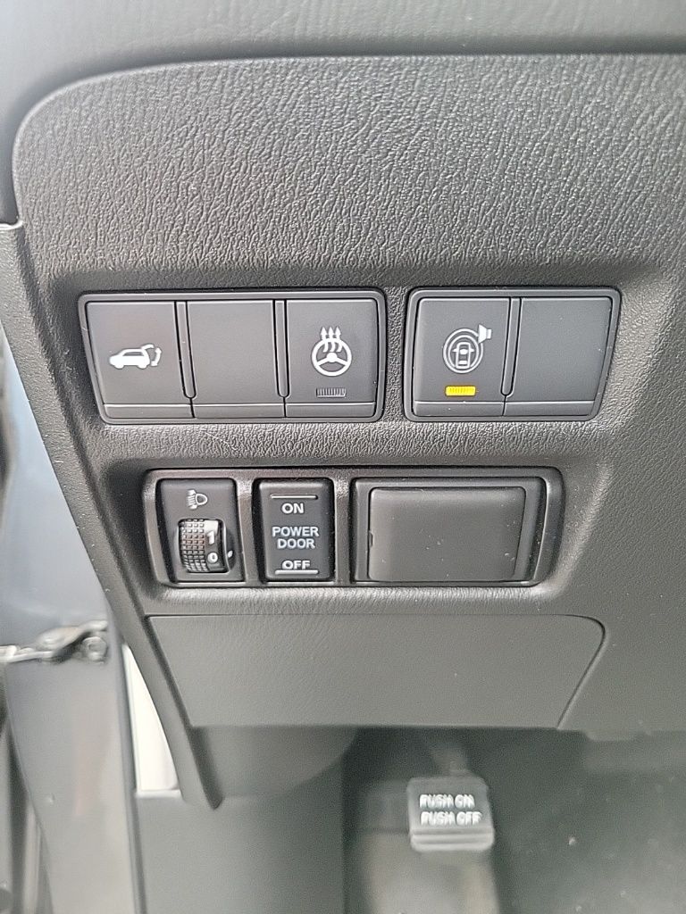 Thumbnail: 2018 Nissan Armada - 24