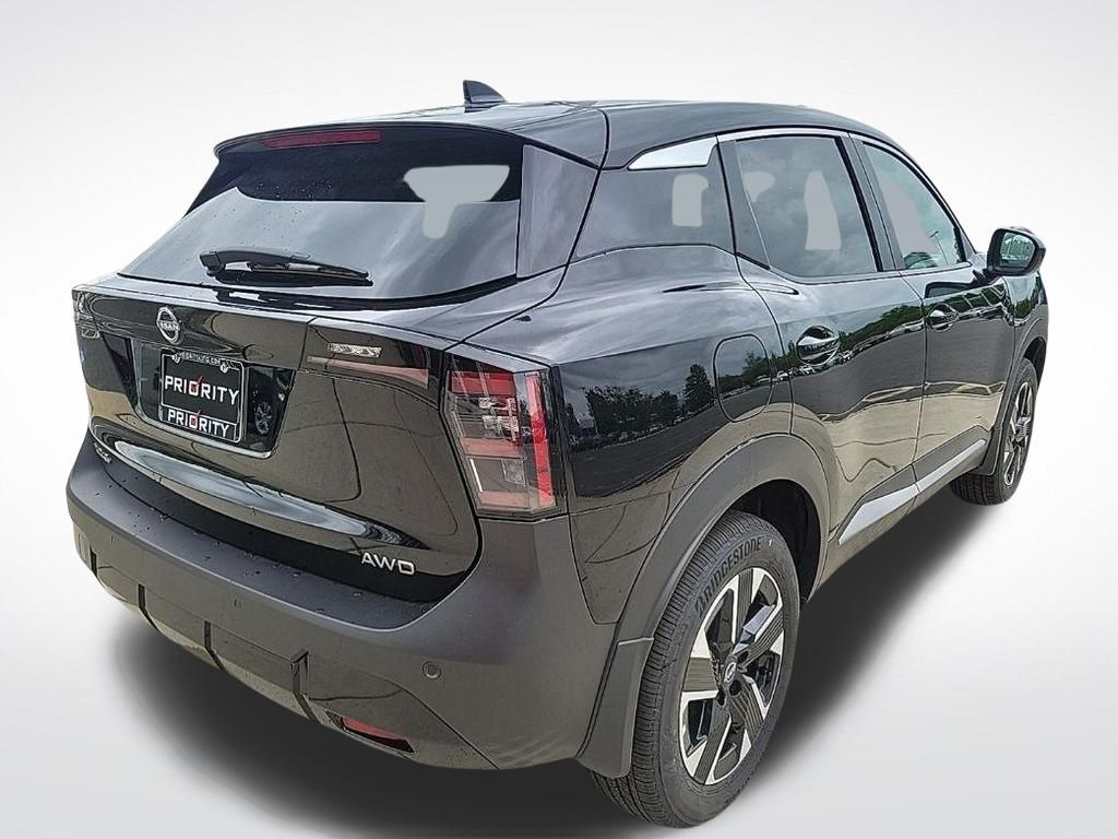 Thumbnail: 2025 Nissan Kicks - 5