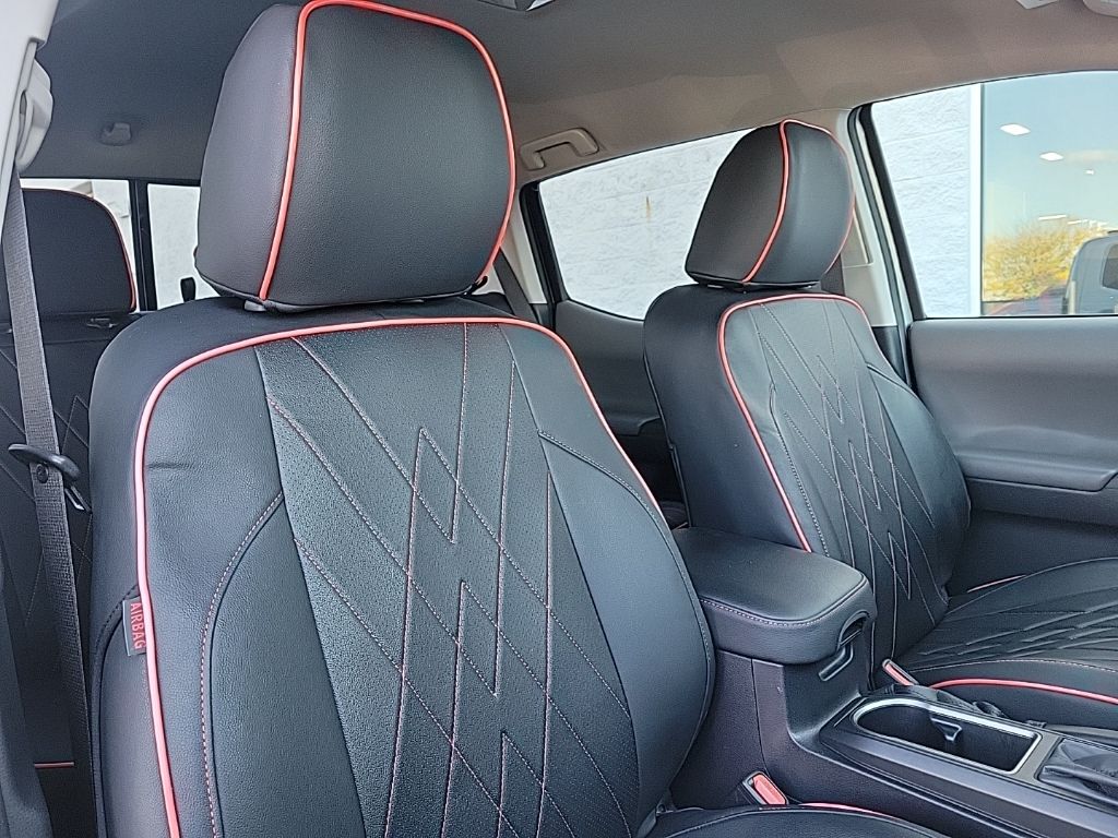 Thumbnail: 2023 Toyota Tacoma - 16