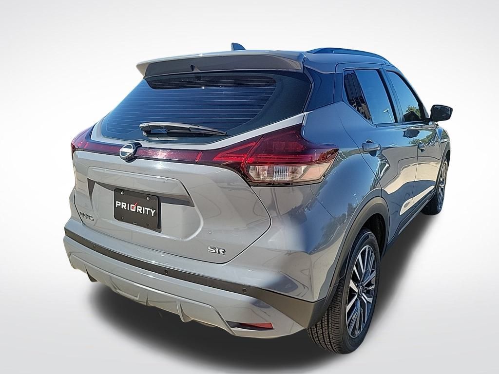 Thumbnail: 2022 Nissan Kicks - 5