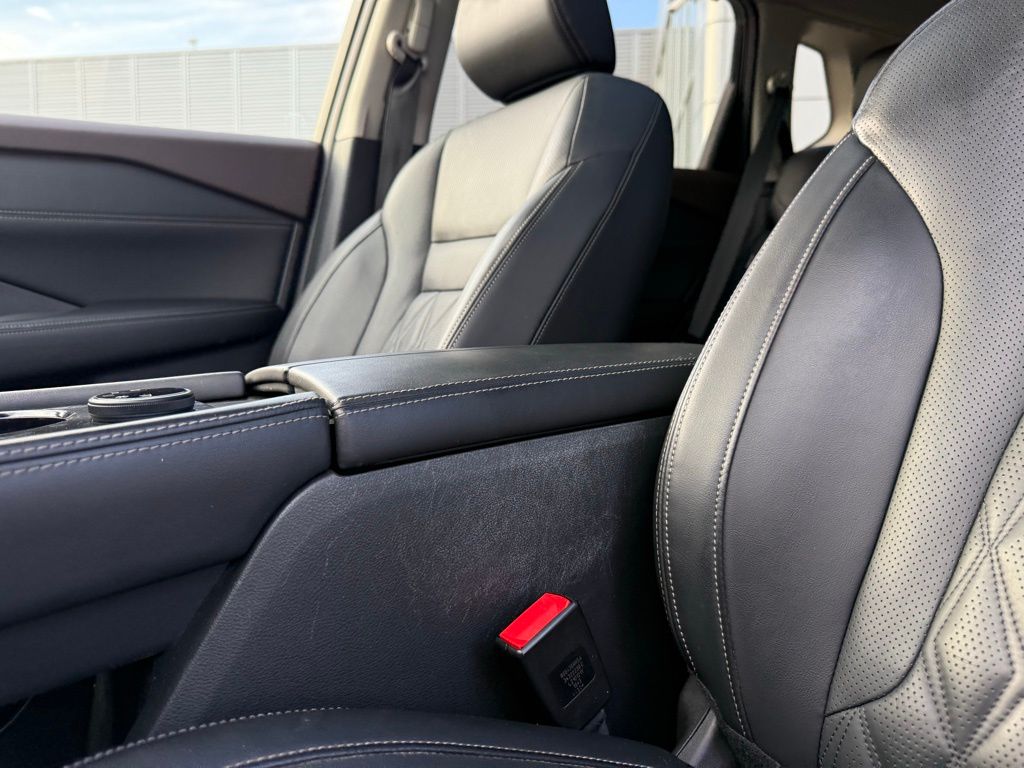 Thumbnail: 2021 Nissan Rogue - 26