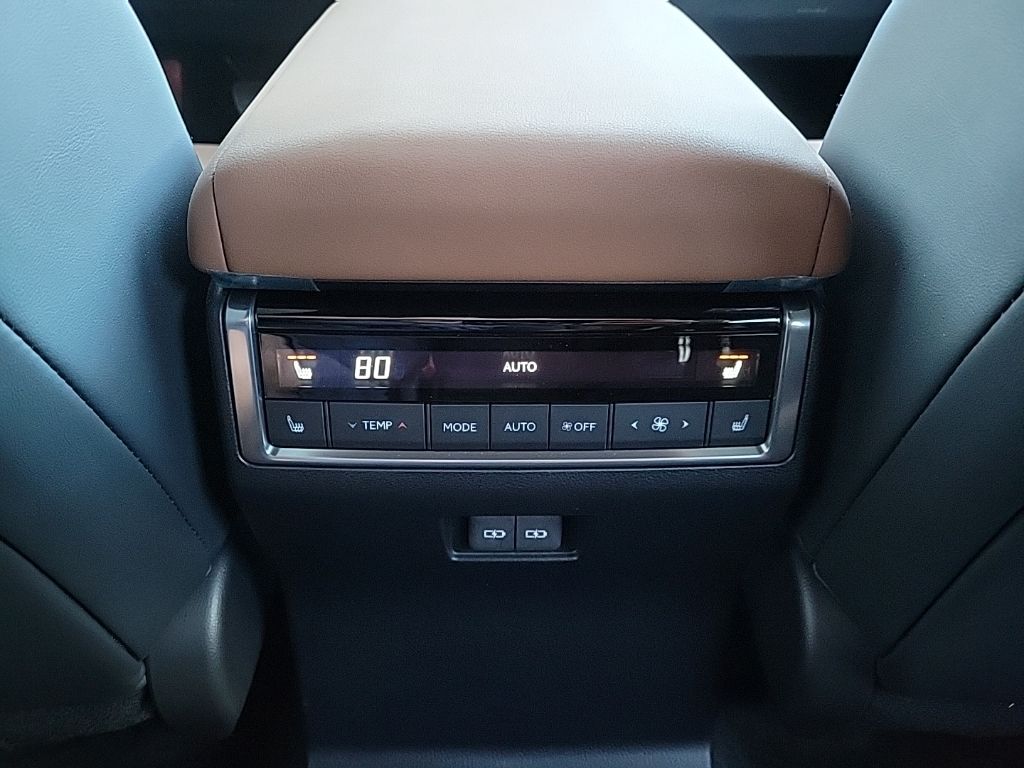 Thumbnail: 2024 Lexus GX - 26