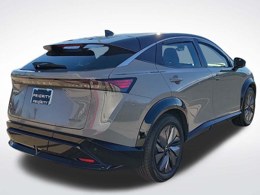 Thumbnail: 2023 Nissan Ariya - 5