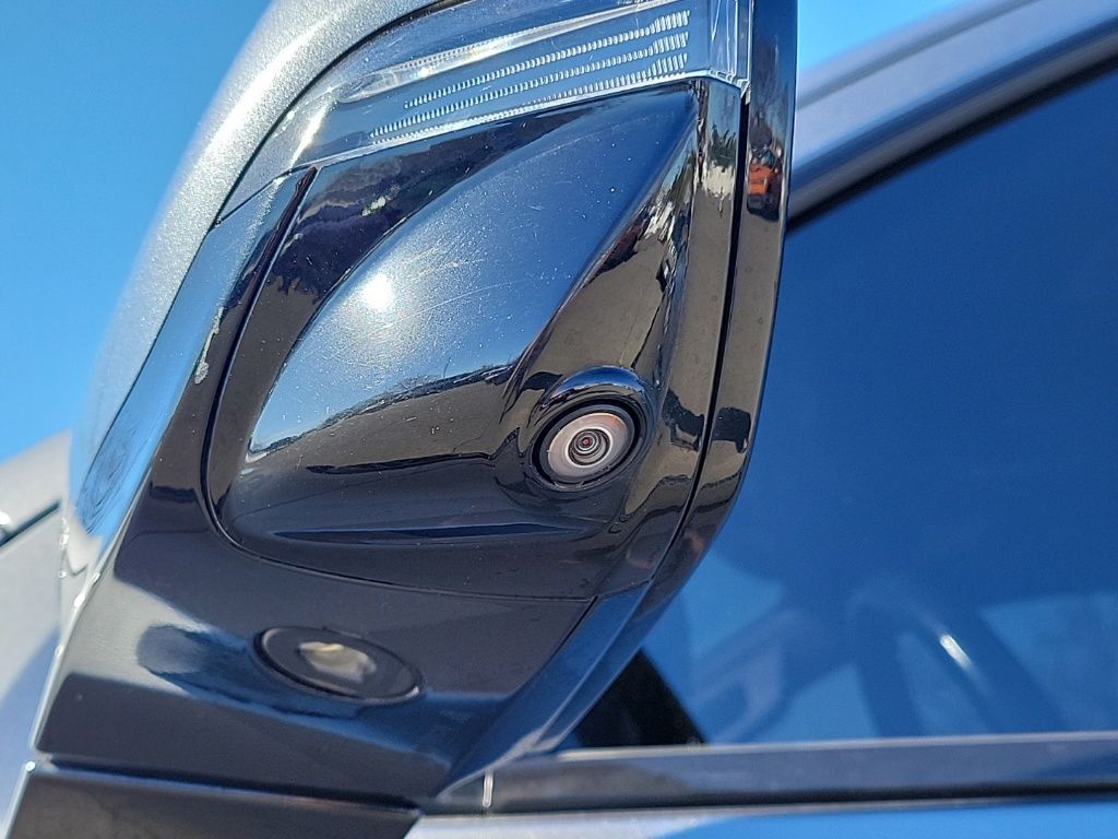 Thumbnail: 2021 Chevrolet Tahoe - 10