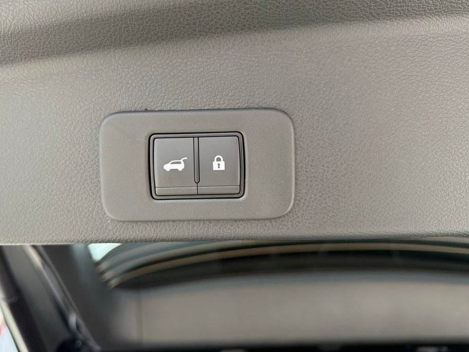 2025 Nissan Murano SV 22