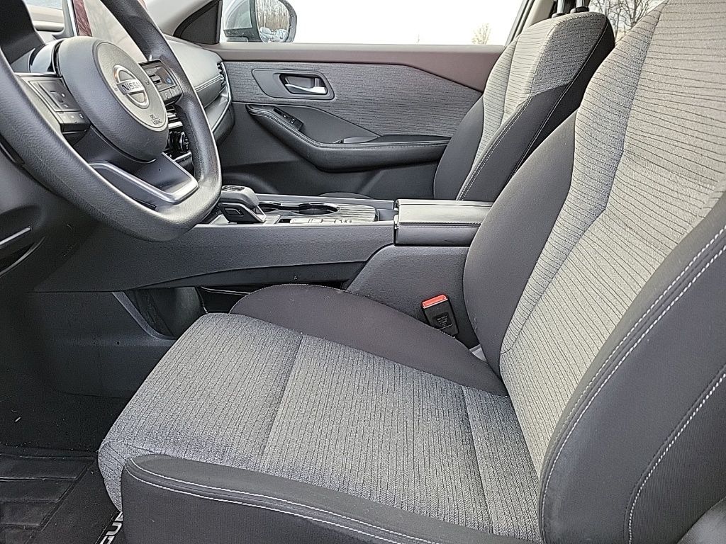 Thumbnail: 2021 Nissan Rogue - 12