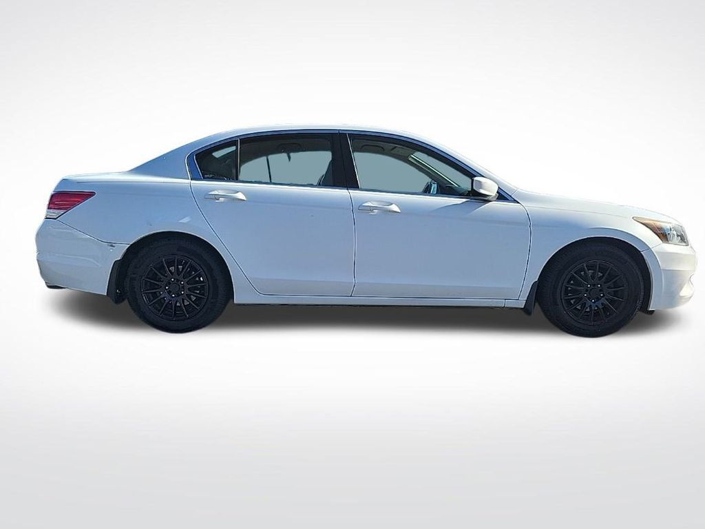 Thumbnail: 2012 Honda Accord - 6