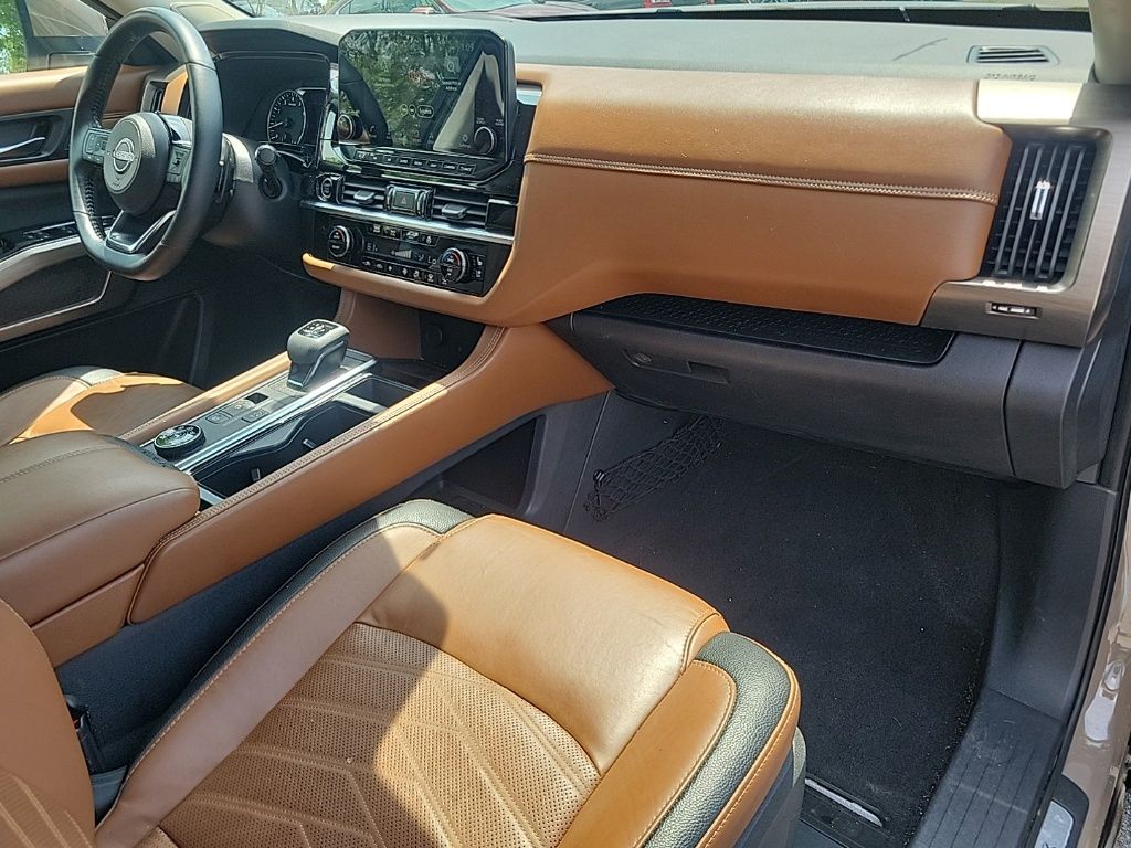 Thumbnail: 2023 Nissan Pathfinder - 12