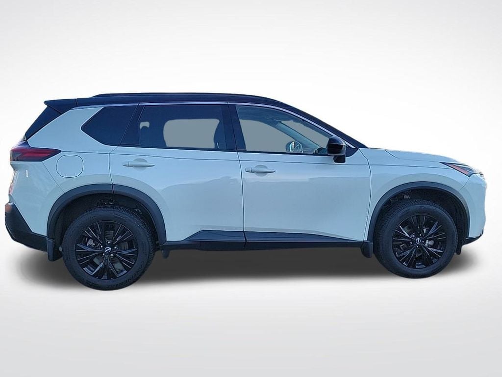 Thumbnail: 2023 Nissan Rogue - 6